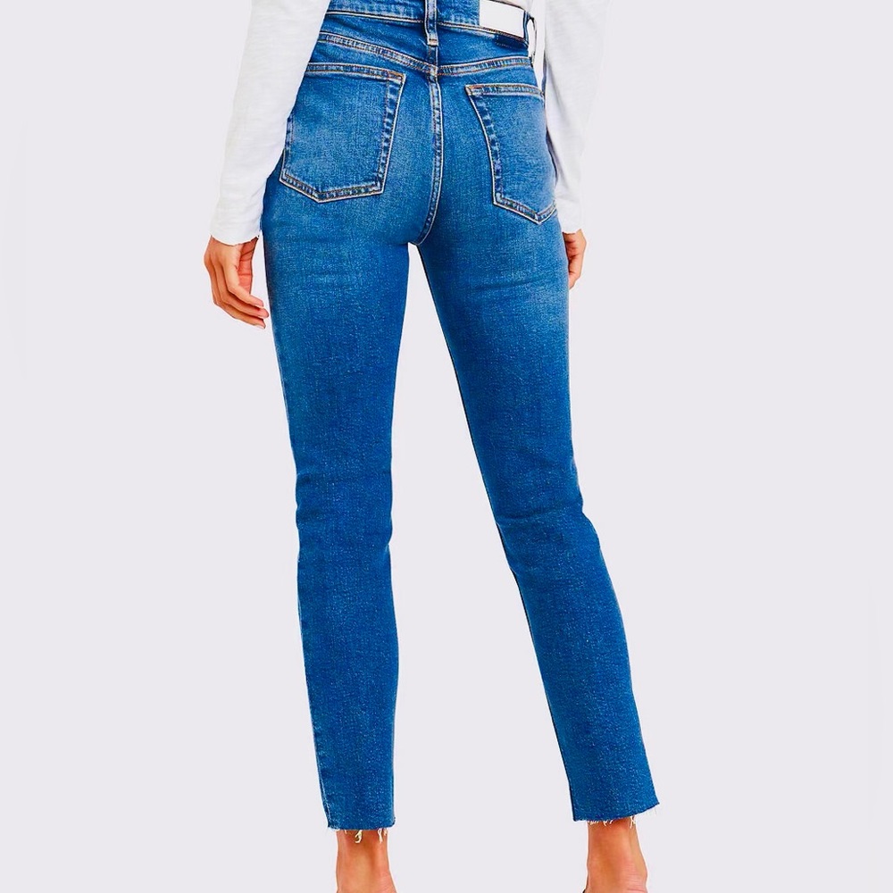 RE/DONE Originals High Rise Ankle Crop in Aged Blue